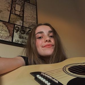 Meet your Posher, Hailey